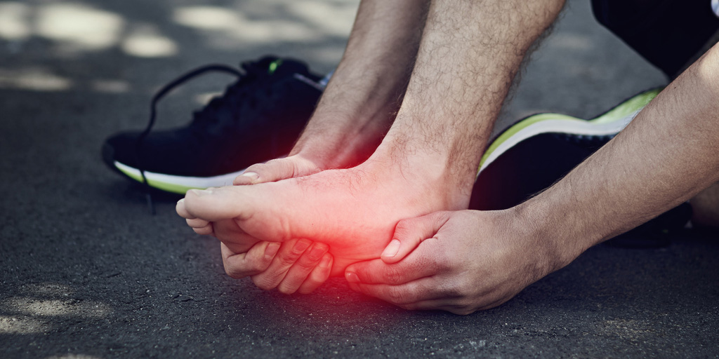 Foot injury assessment and treatment